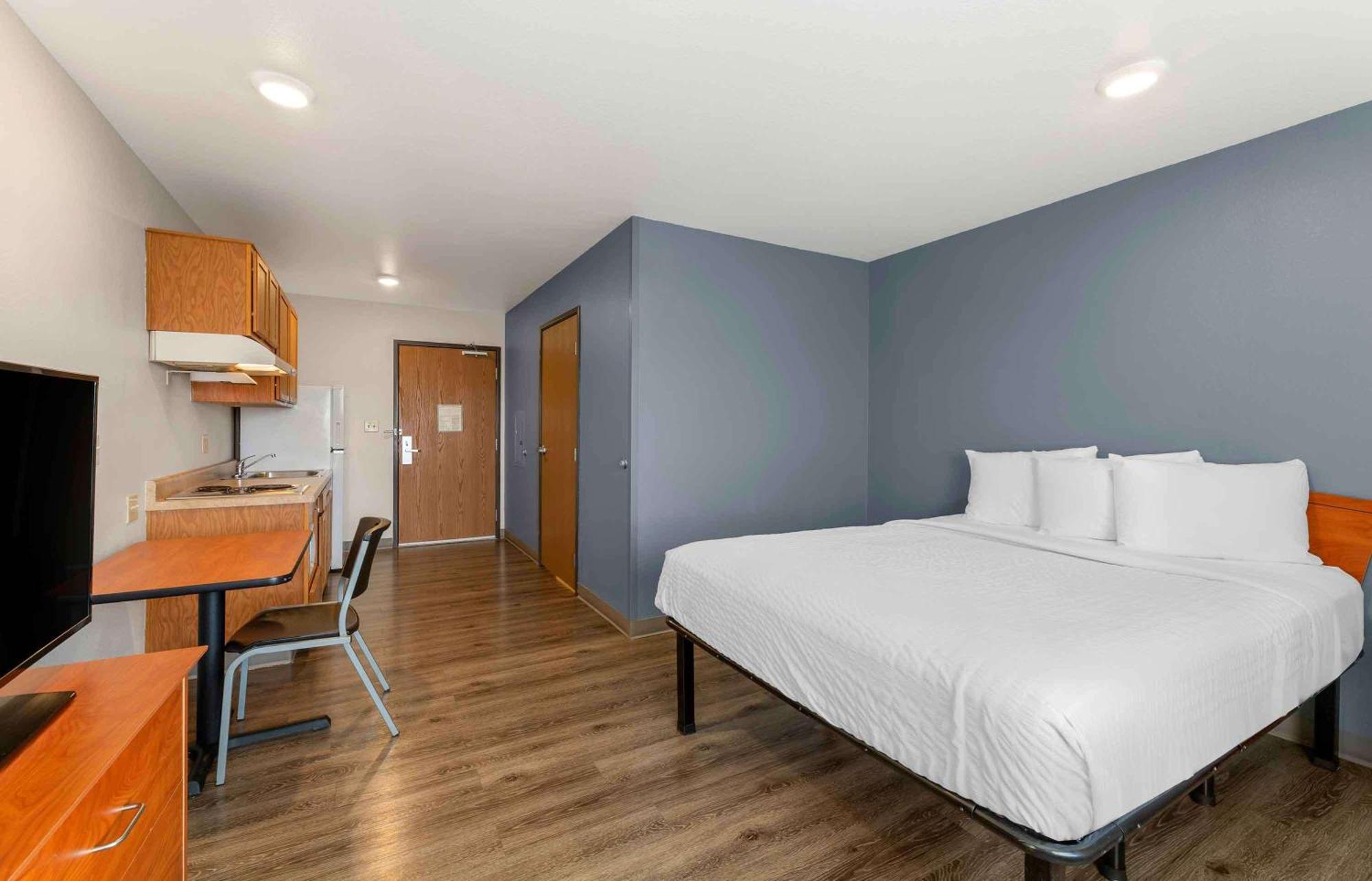 Extended Stay America Select Suites - Cleveland - Avon Екстериор снимка